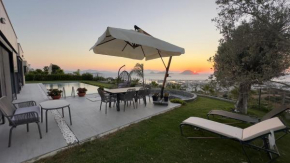 Luxury Villa with Stunning Sea View and Spectacular Sunsets